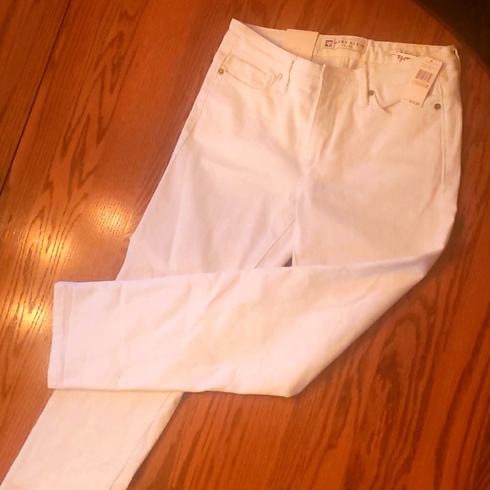 Anne Klein jeans white slim crop size 2